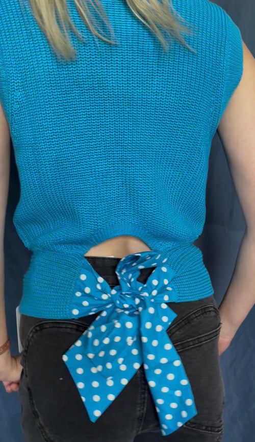 Blue bow top