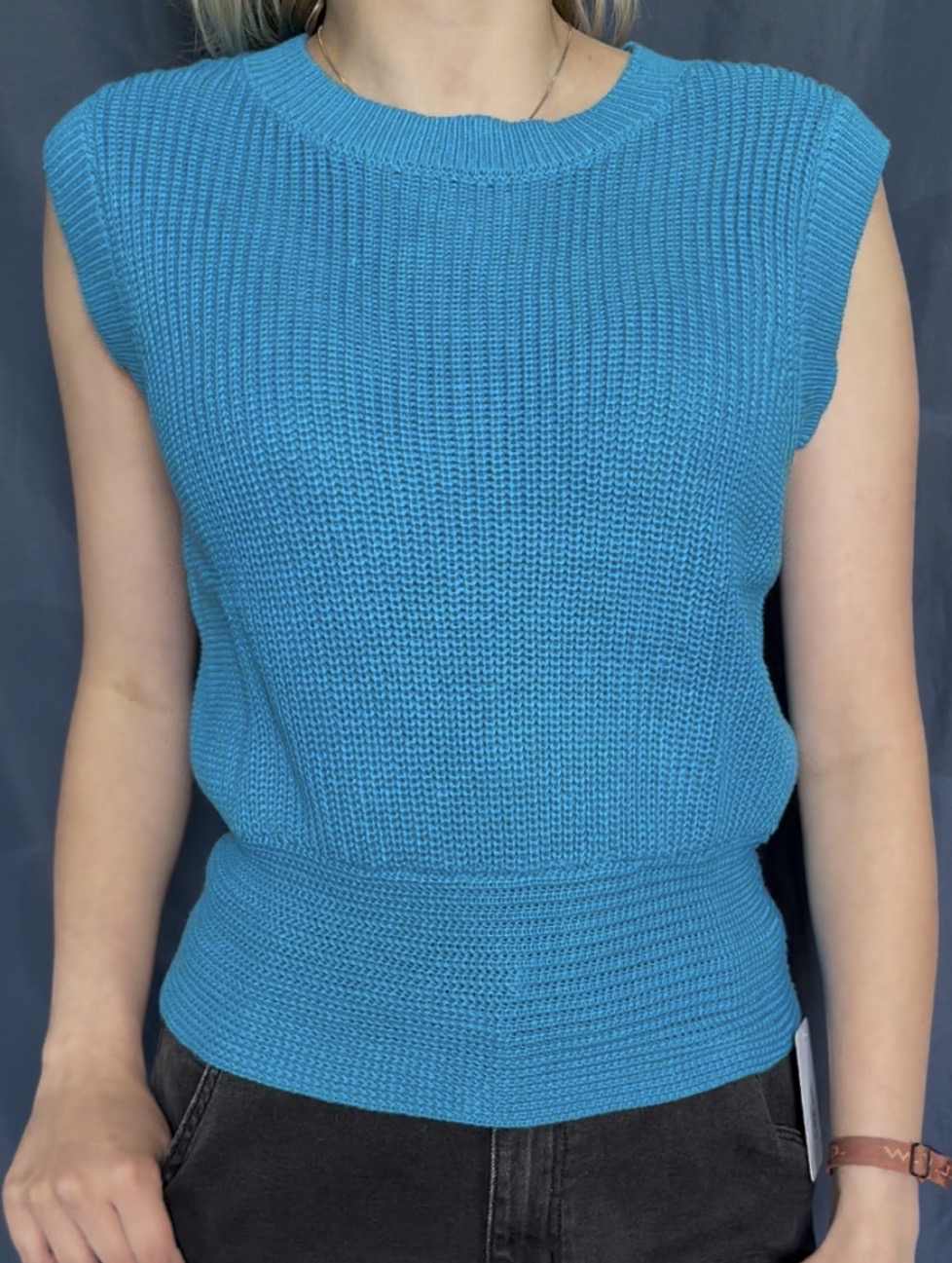 Blue bow top